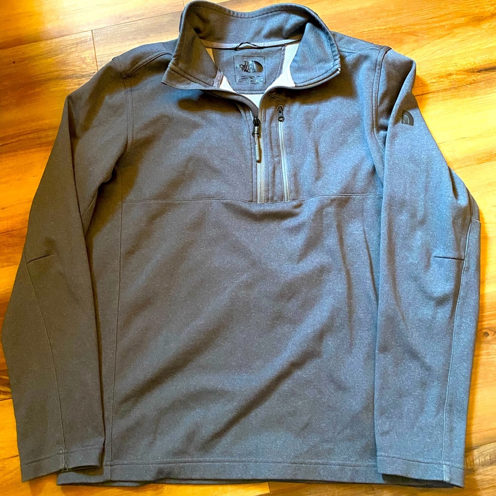 The North Face pullover  Adult medium